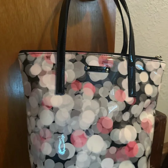 Kate Spade Cherry Terrace Jeralyn Patent tote medium w dust bag - Picture 6 of 6